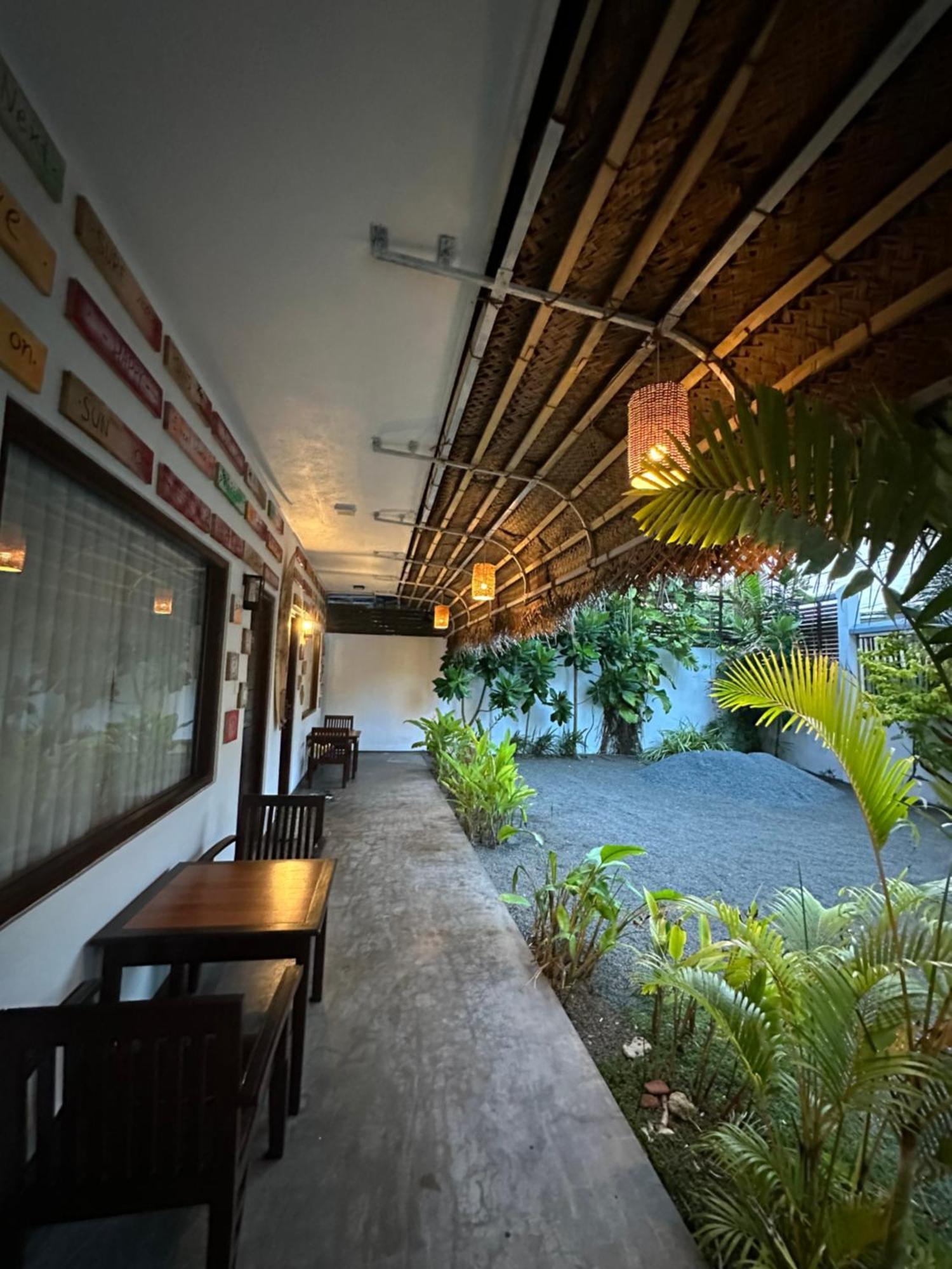 希克杜沃 舒适海景旅馆酒店 外观 照片